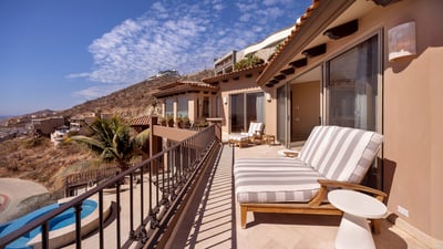 Luxury Villa Photo #44