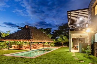 Luxury Villa Photo #3