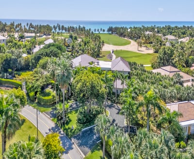 Luxury Villa Photo #47
