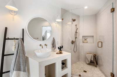 Jack n Jill bathroom