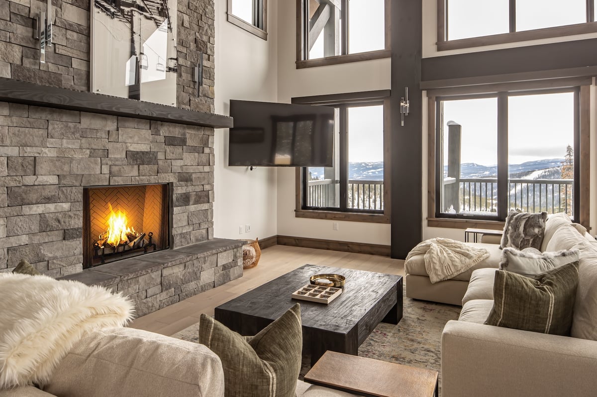 22 Lower Cascade Ridge