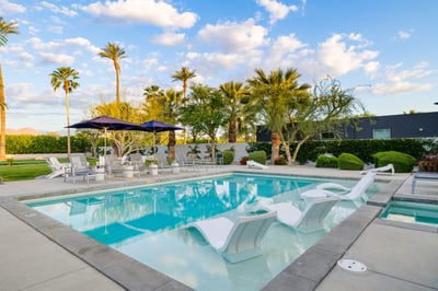 Luxury Villa Photo #11