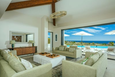 Luxury Villa Photo #20