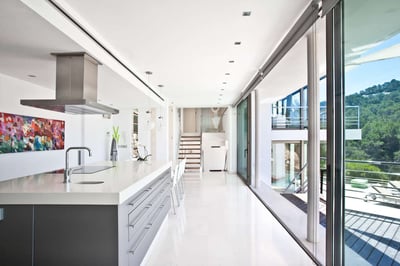 Luxury Villa Photo #16