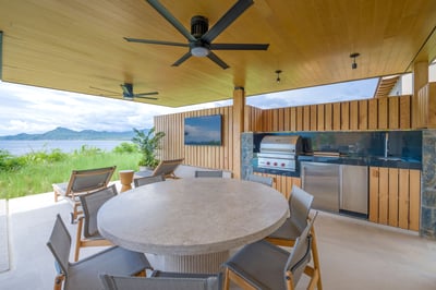 Luxury Villa Photo #14
