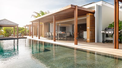 Pool & Terrace