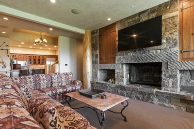 Luxury Villa Photo #16