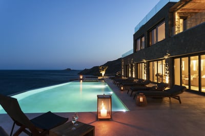 Luxury Villa Photo #3