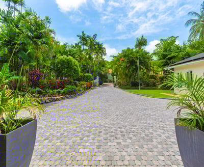 Luxury Villa Photo #46