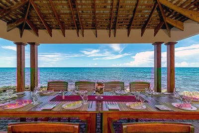 Luxury Villa Photo #3