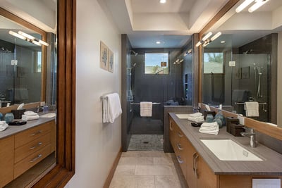 Luxury Villa Photo #23