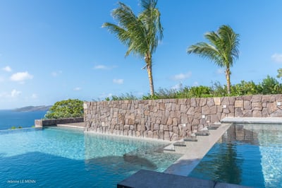 Luxury Villa Photo #6