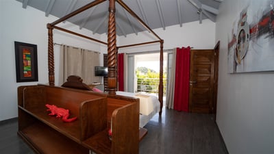 Luxury Villa Photo #37