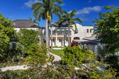 Luxury Villa Photo #10