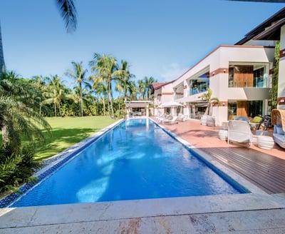 Luxury Villa Photo #2