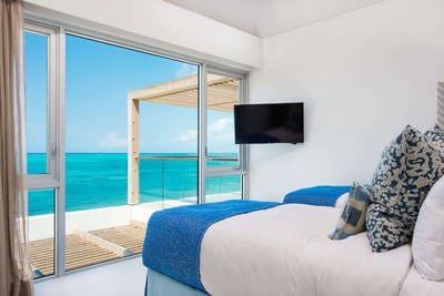 Luxury Villa Photo #19