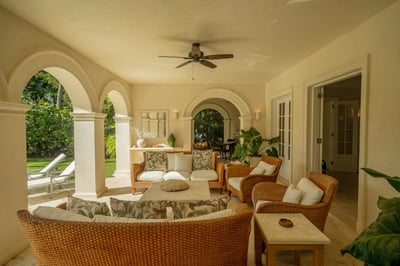 Luxury Villa Photo #11