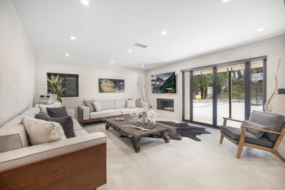 Luxury Villa Photo #47