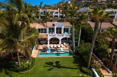 Luxury Villa Photo #2