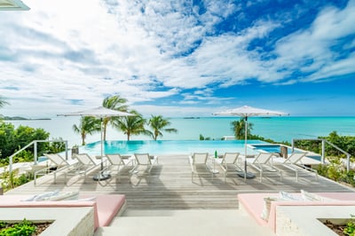 Luxury Villa Photo #16