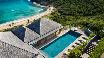 Luxury Villa Photo #12