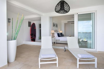 Luxury Villa Photo #8