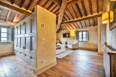 Luxury Villa Photo #22