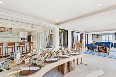 Luxury Villa Photo #13