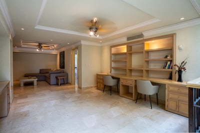 Luxury Villa Photo #37