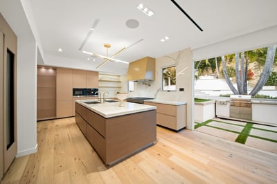 Luxury Villa Photo #27