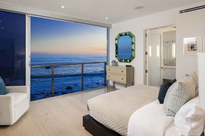 Luxury Villa Photo #13