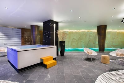 Luxury Villa Photo #21