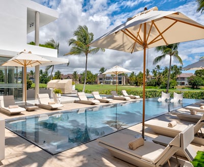 Luxury Villa Photo #4