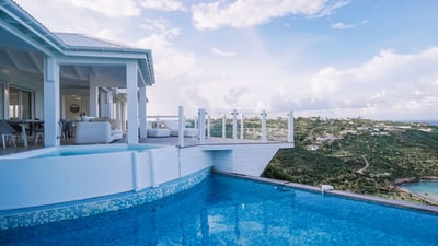 Pool & Jacuzzi & Terrace