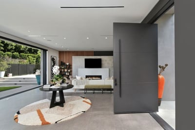 Luxury Villa Photo #12