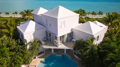 Luxury Villa Photo #4