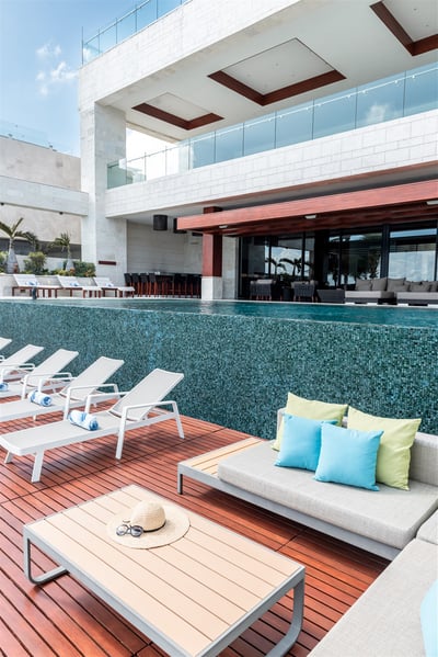 Luxury Villa Photo #10