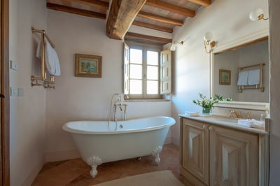 Luxury Villa Photo #20
