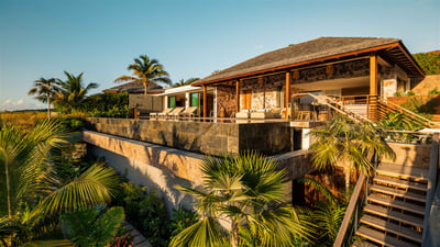 Luxury Villa Photo #4