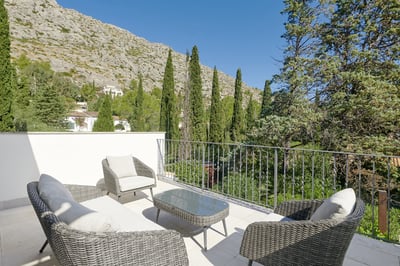 Luxury Villa Photo #48