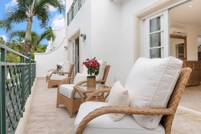 Luxury Villa Photo #17