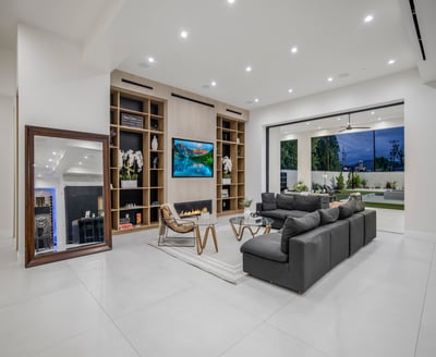 Luxury Villa Photo #24