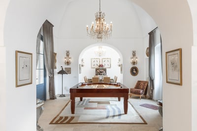 Luxury Villa Photo #25