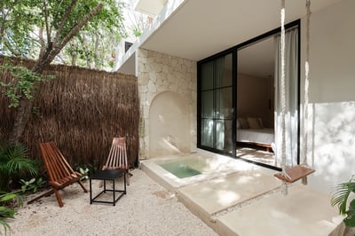 Luxury Villa Photo #40