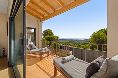Luxury Villa Photo #7
