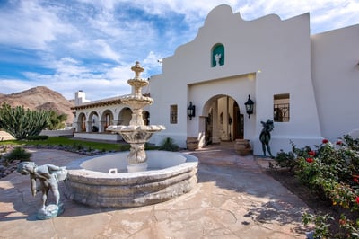 Luxury Villa Photo #76