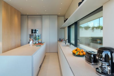 Luxury Villa Photo #28