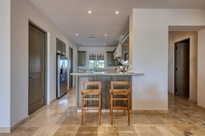 Luxury Villa Photo #20