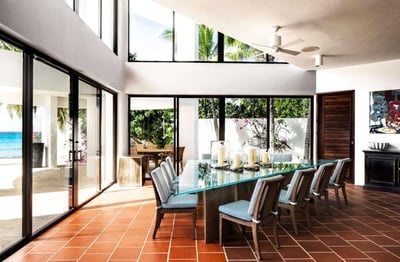 Luxury Villa Photo #6