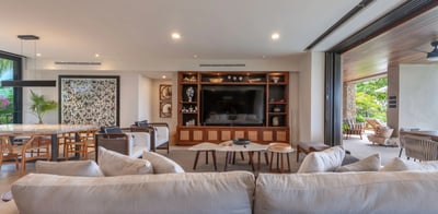 Luxury Villa Photo #16